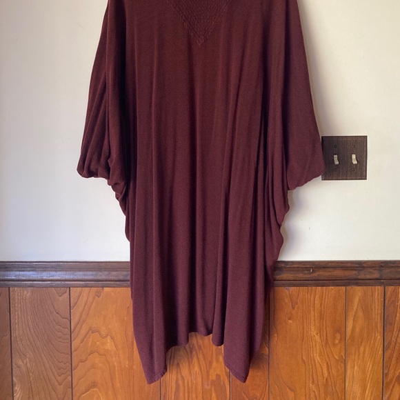 OS handwoven in Morocco - Palms coat by Tienda Ho - burgundy - one-size - Picture 8 of 11